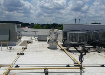 Commercial roof maintenance service in Atlanta